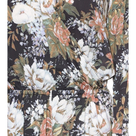 🍍Blue Life Floral Romper - Picture 4 of 7